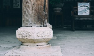 原创 
            宁波前童古镇有一座豪宅,因遍布木雕被誉“江南第一雕花大楼”